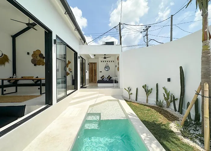 The Raw 2 Bingin Villa